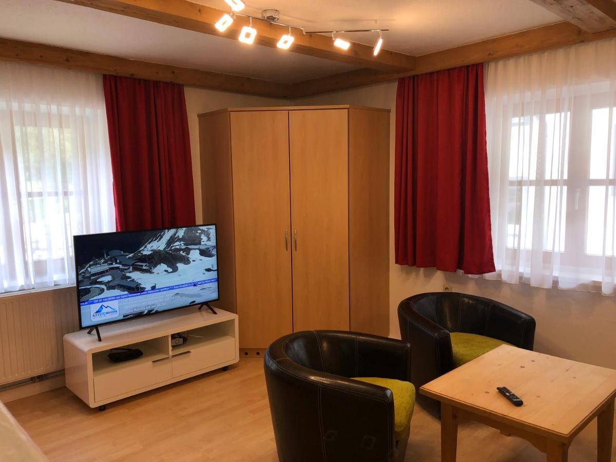Familienappartements Eder - Free Entry To Tauern Spa Kaprun Included ภายนอก รูปภาพ